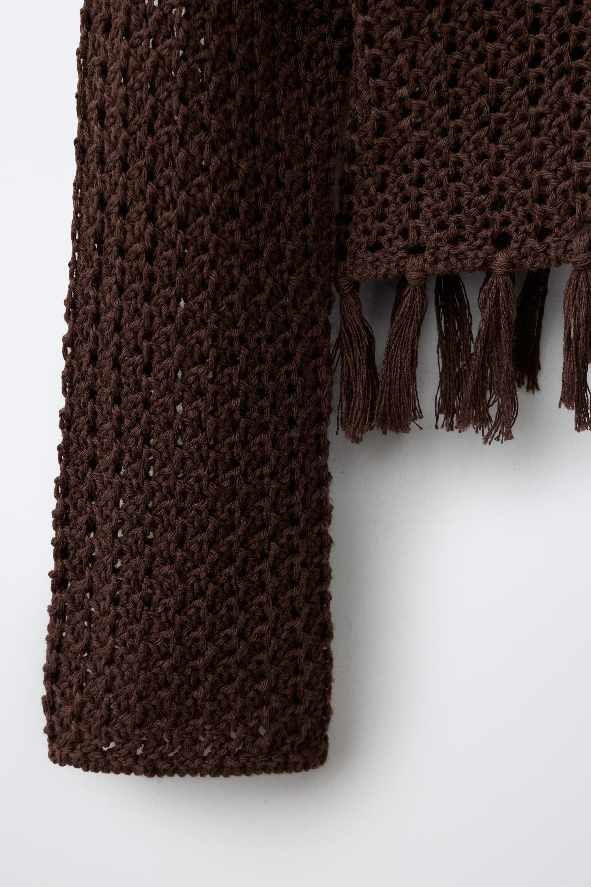 PULL EN MAILLE À FRANGES